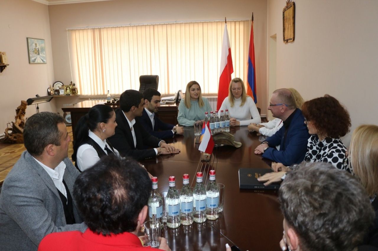 Լեհաստանից ժամանած պատվիրակության հետ քննարկվել են Գորիս համայնքի աղբահանության ծառայության որակի բարելավմանն ուղղված հարցեր